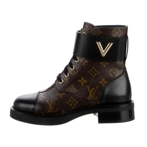 Louis Vuitton authenthic leather boots size8.5 Louis Vuitton Monogram Canvas/Leather Wonderland Ranger LV  main image 2